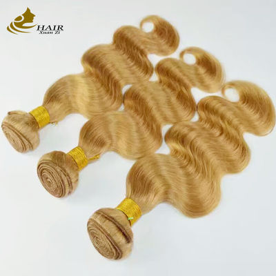 Brązowe Remy Ombre Rozszerzenia włosów ludzkich Body Wave Bundles With Lace Closure